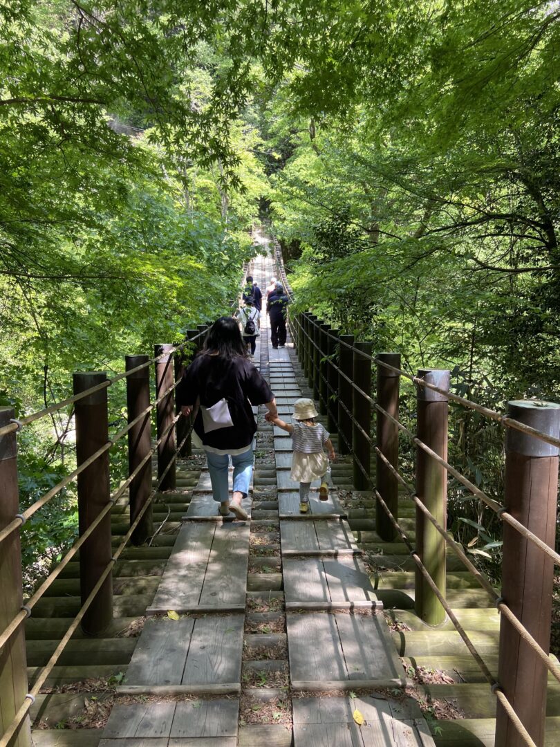 なんか…ここ揺れてる